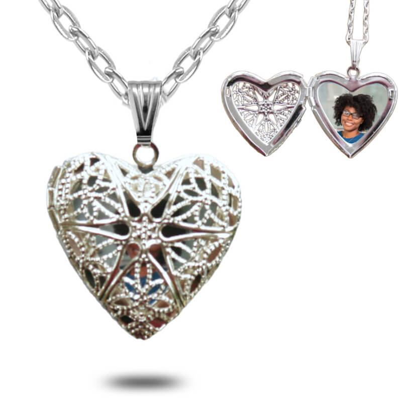 Silver locket photo necklace with a chain. Personalized photo locket necklace with a photo inside.