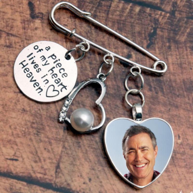 Custom wedding bouquet charm to memorialize loved ones.