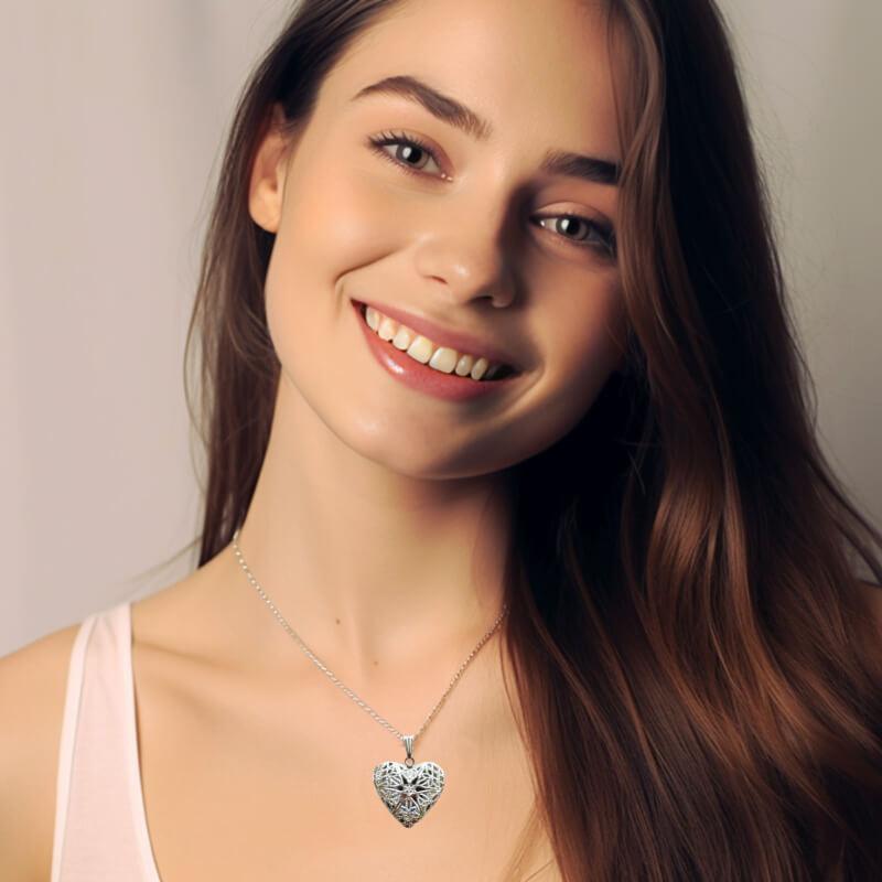 Locket Necklace With A Picture Inside