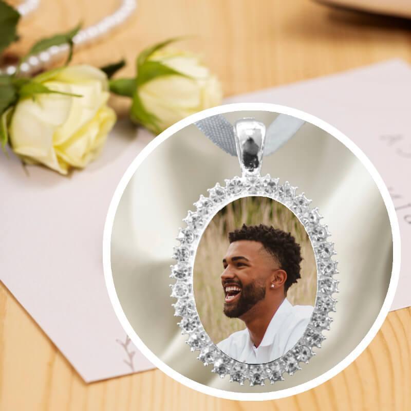 A rhinestone bouquet charm with a personalised photo. Express delivery in Ireland.