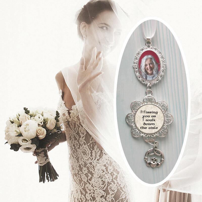 photo locket for bridal bouquet
