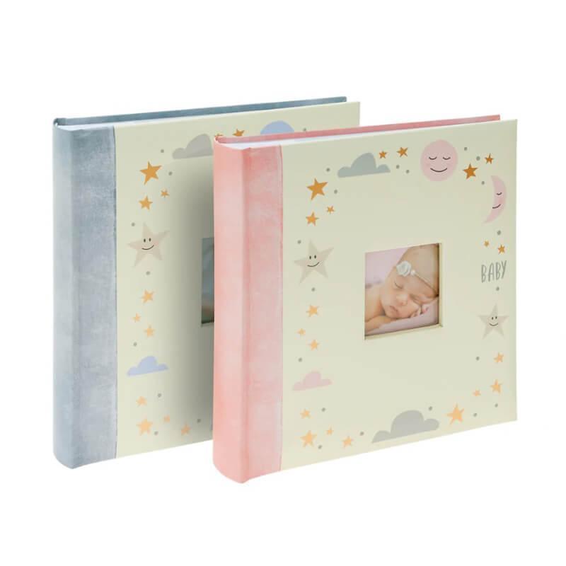 A baby photo albums in pink or blue.